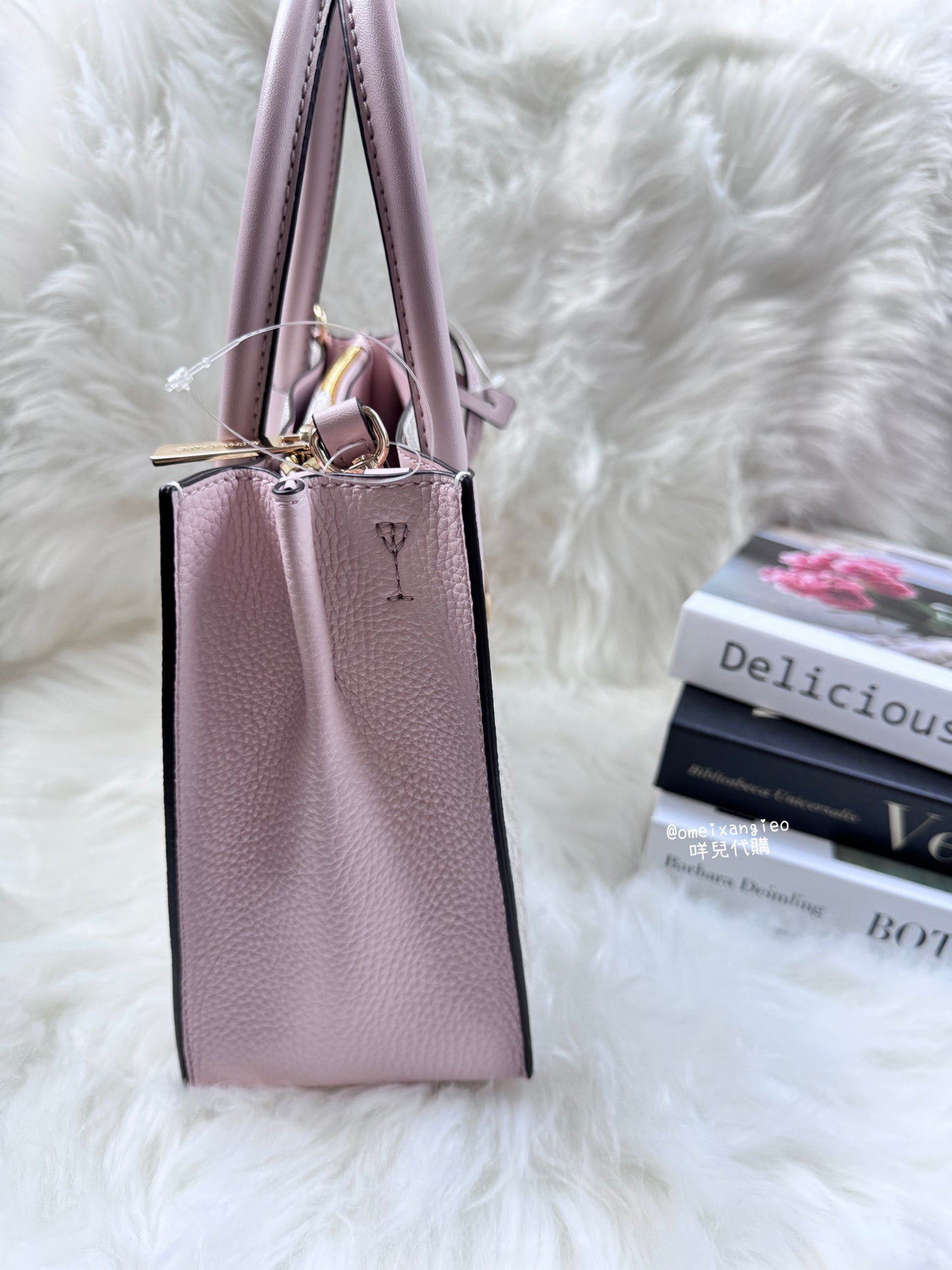 Michael Kors Mercer 三層紙袋包