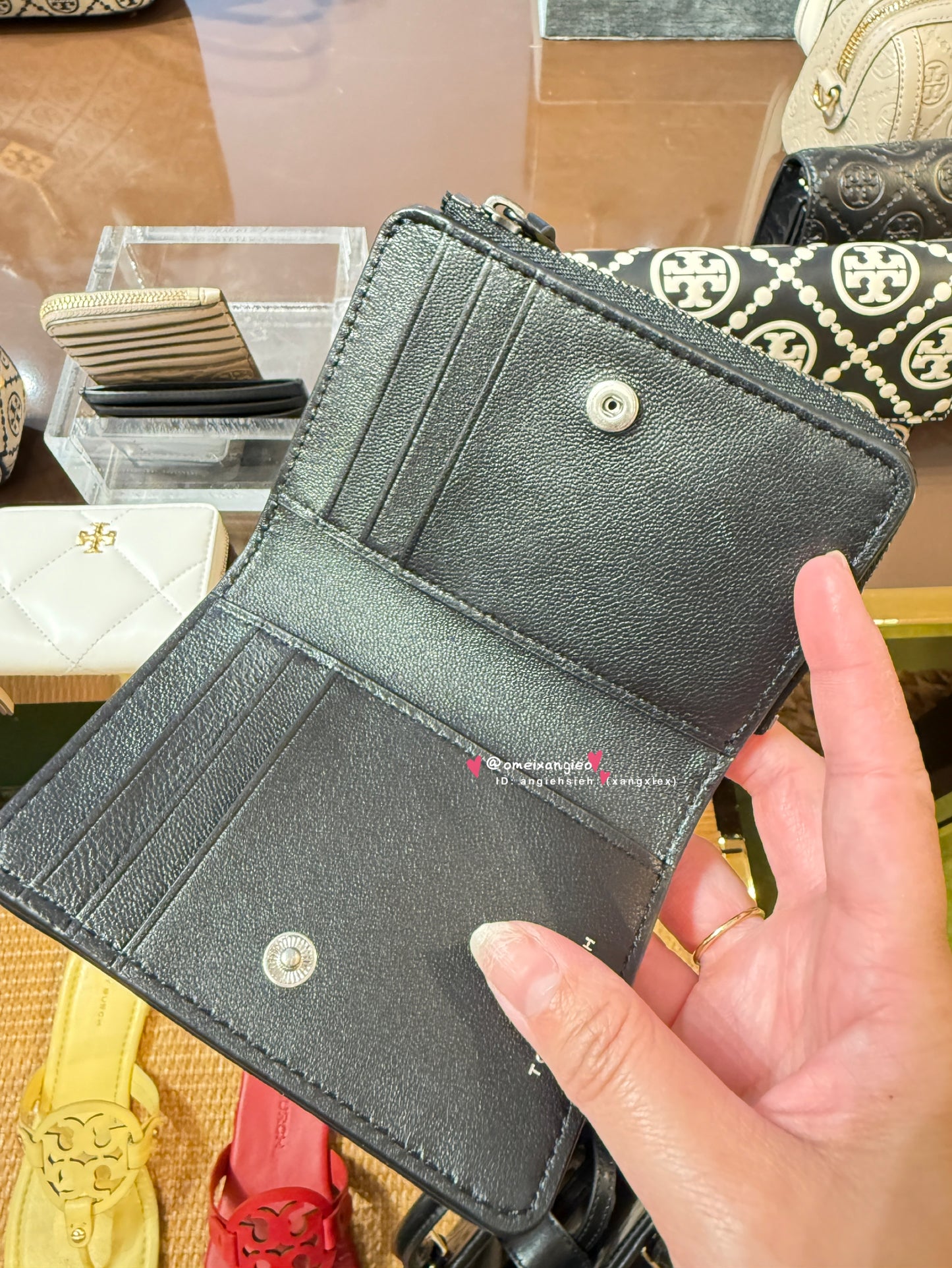Tory Burch 黑色 Kira 短夾