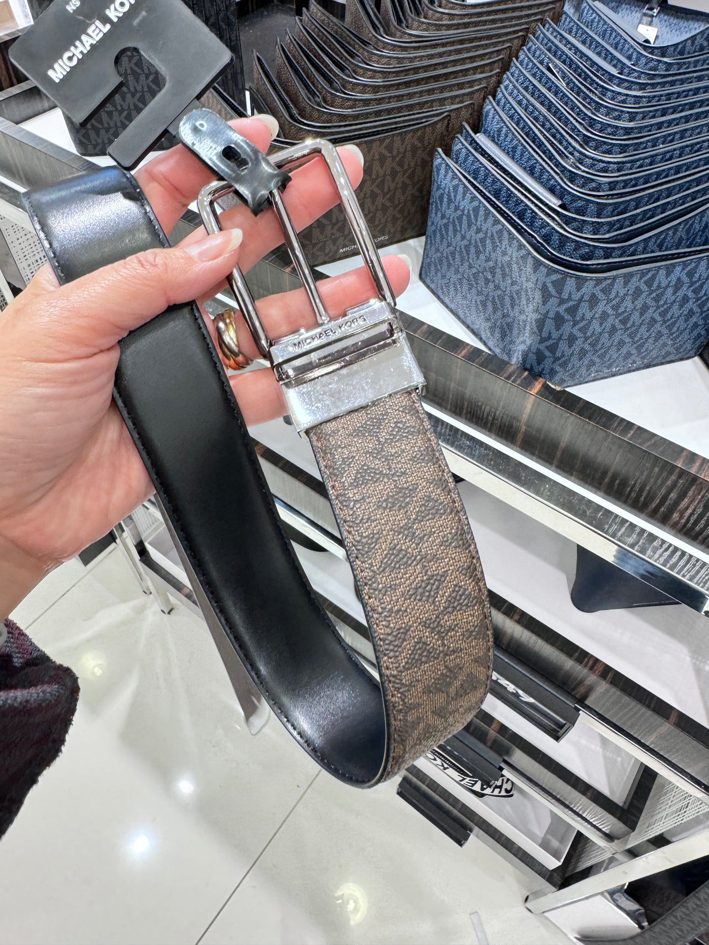 Michael kors 男款皮帶