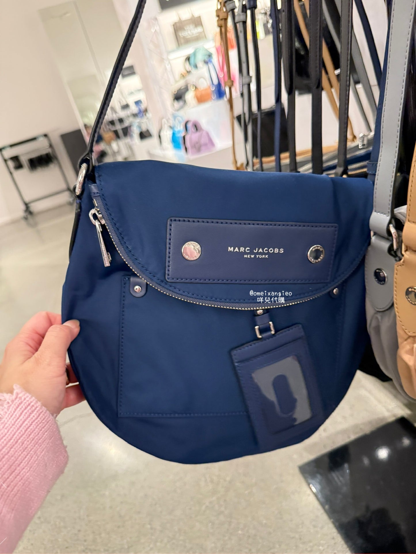 Marc Jacobs 尼龍斜背包 小豬包