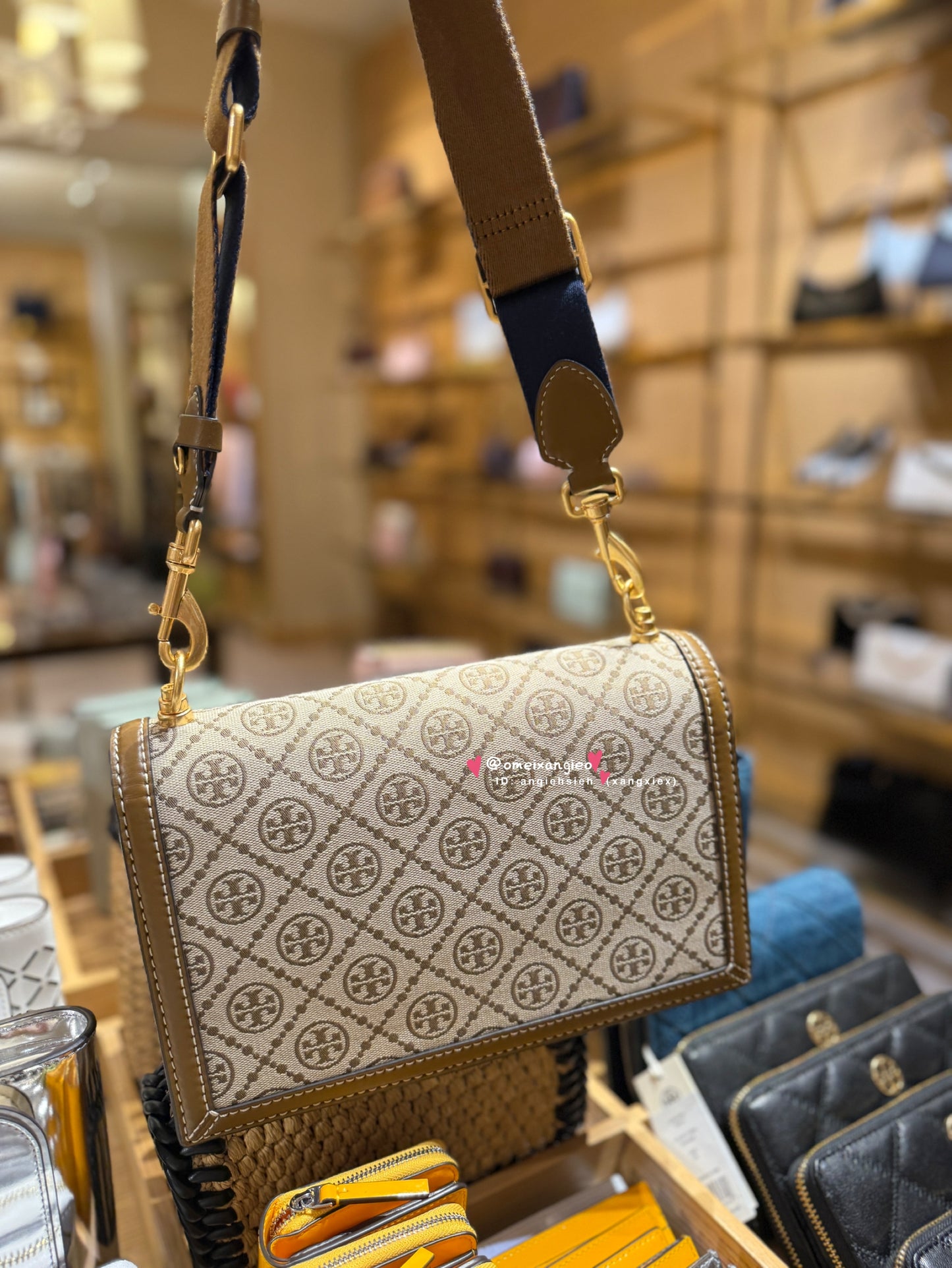 Tory Burch 專櫃款 老花 風琴包