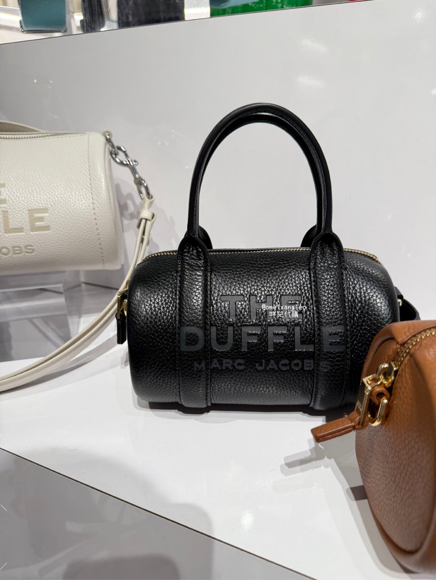 Marc Jacobs 小馬克 THE DUFFLE 圓筒包