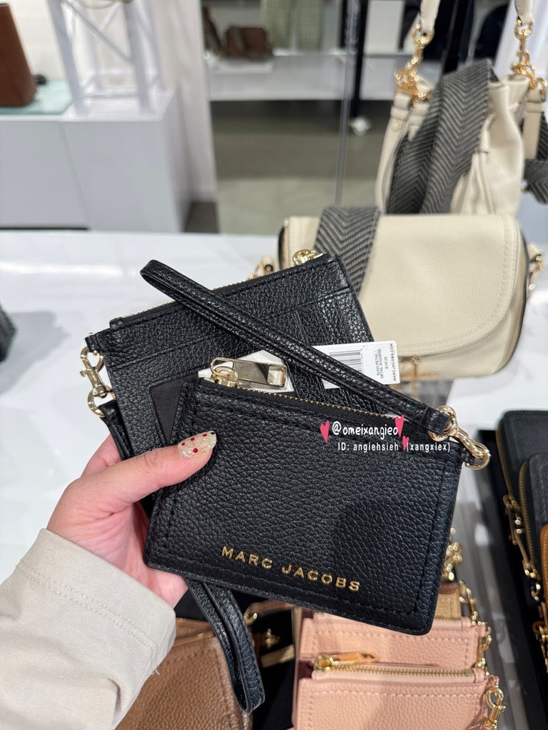 Marc Jacobs 小馬克 金屬字體 零錢包掛飾 票卡夾