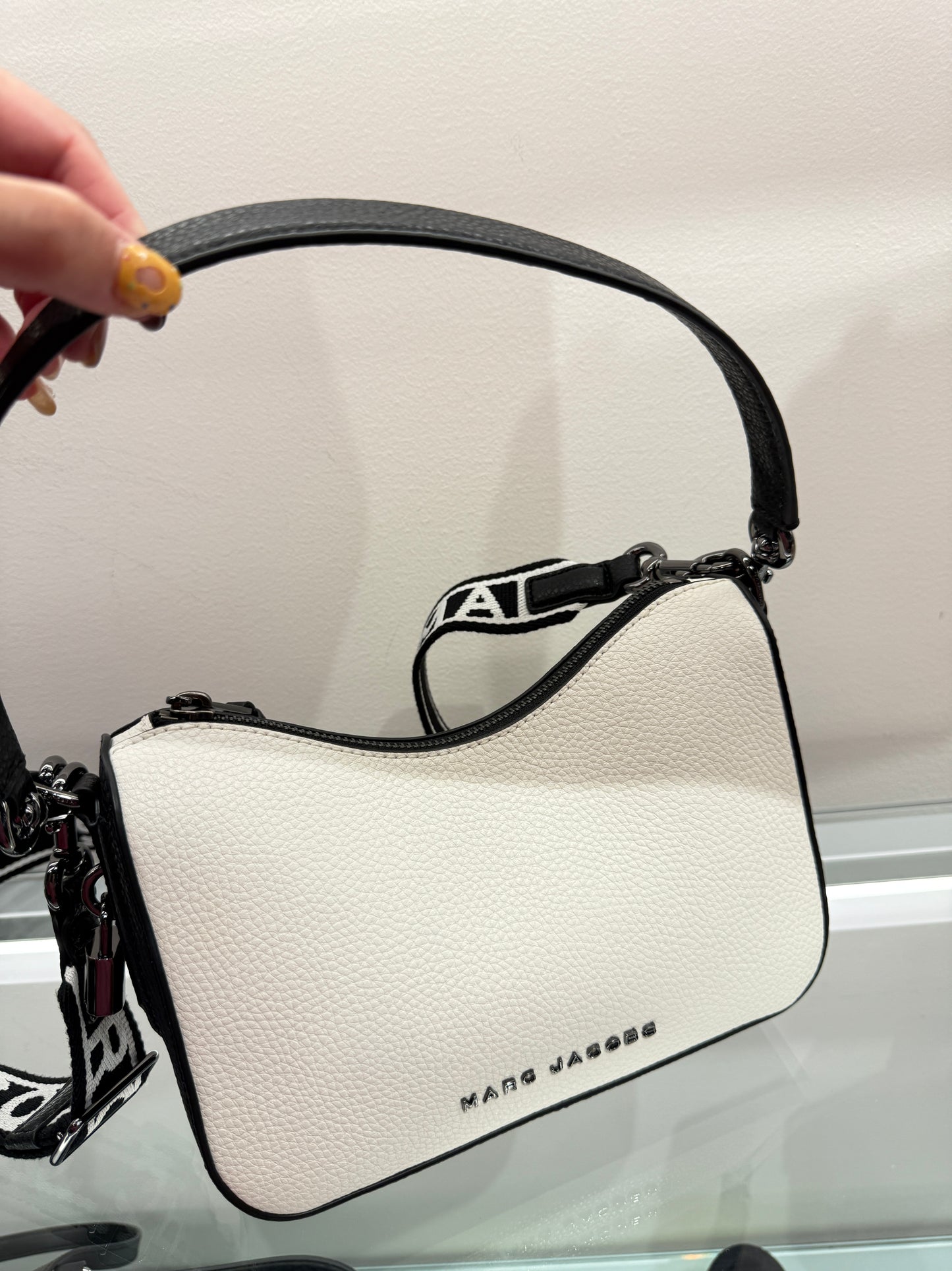 Marc Jacobs 小馬克 白色斜背包