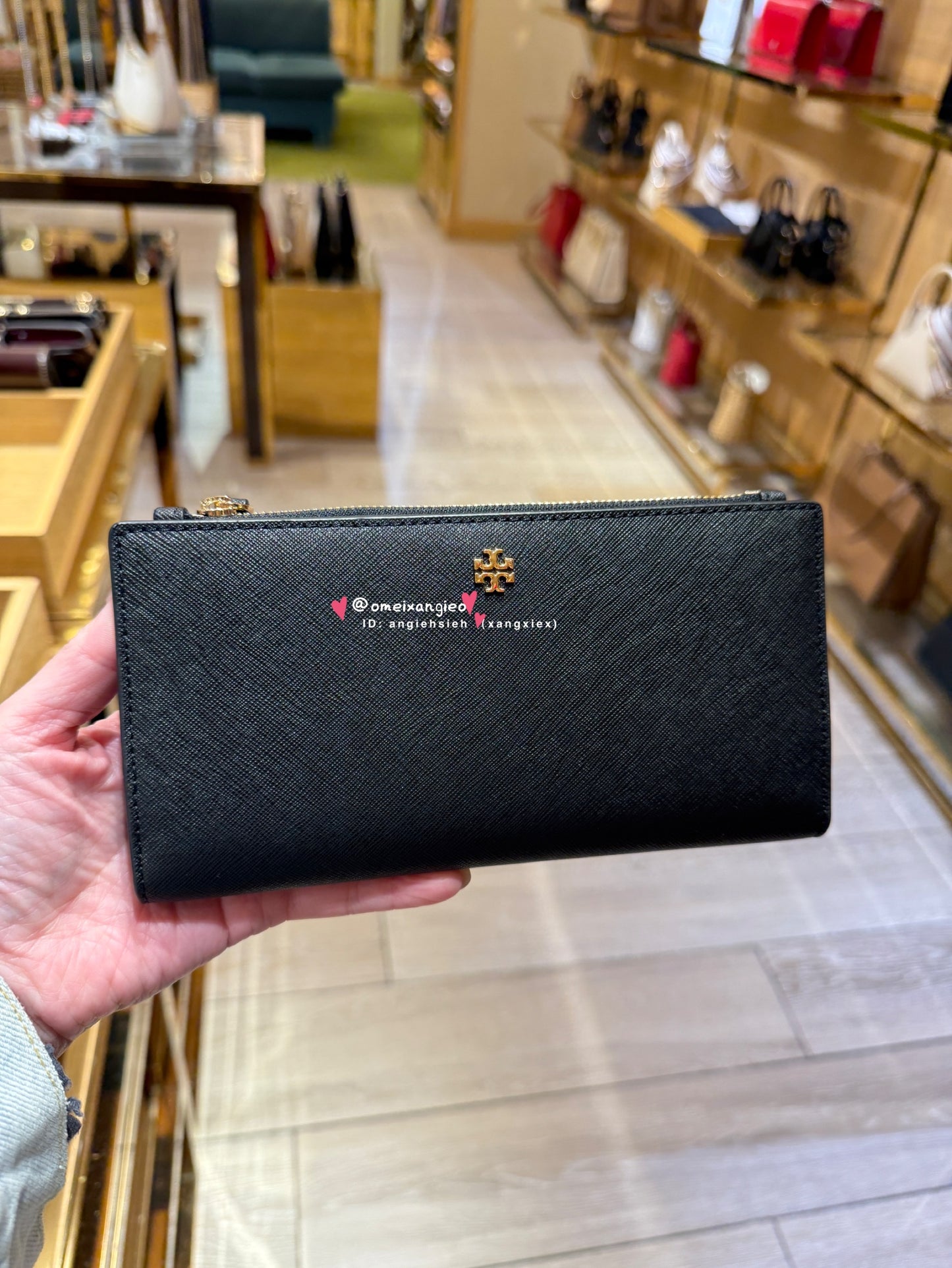 Tory Burch 防刮皮革 對折長夾