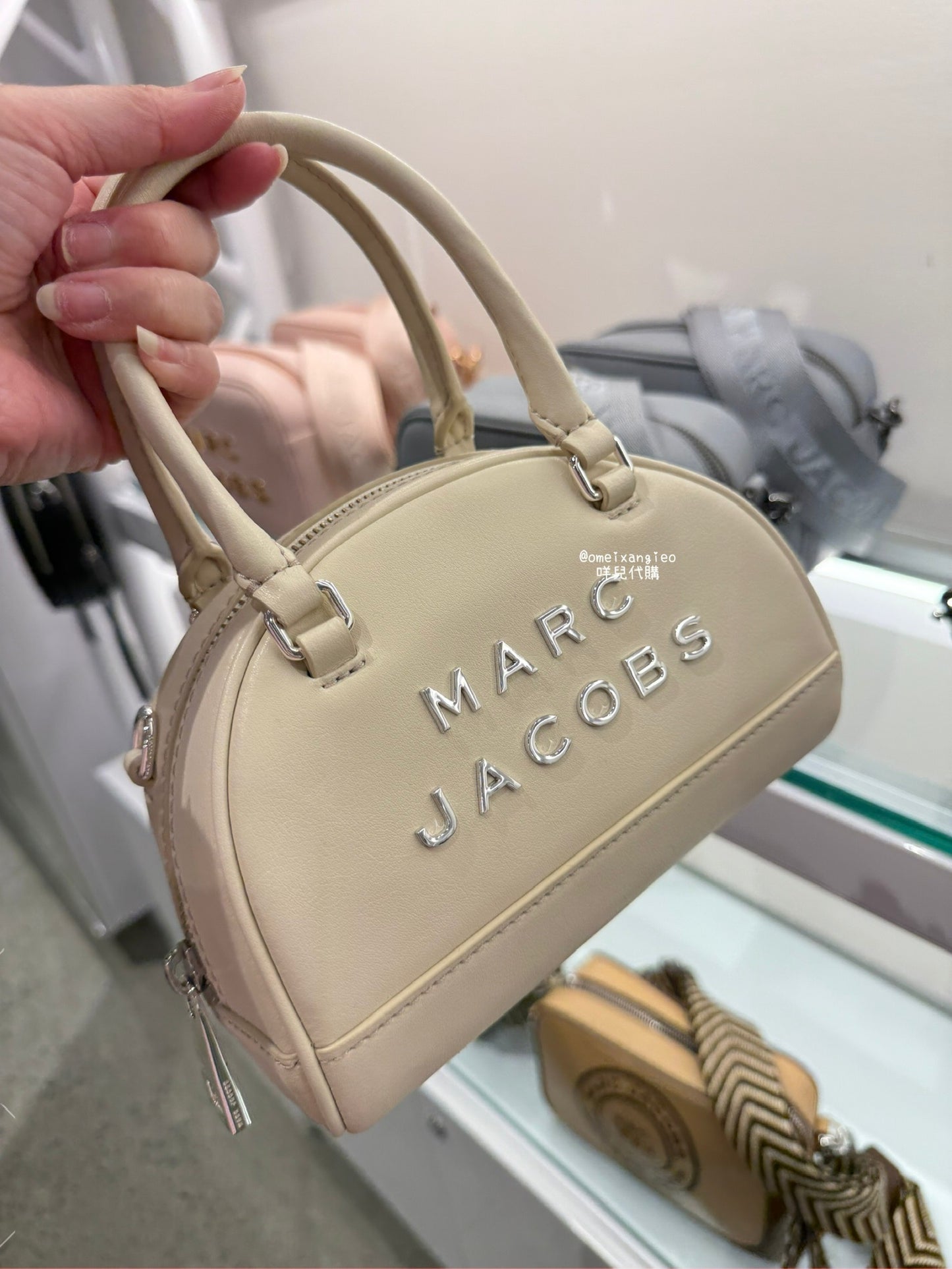 Marc Jacobs 金屬字母 保齡球包