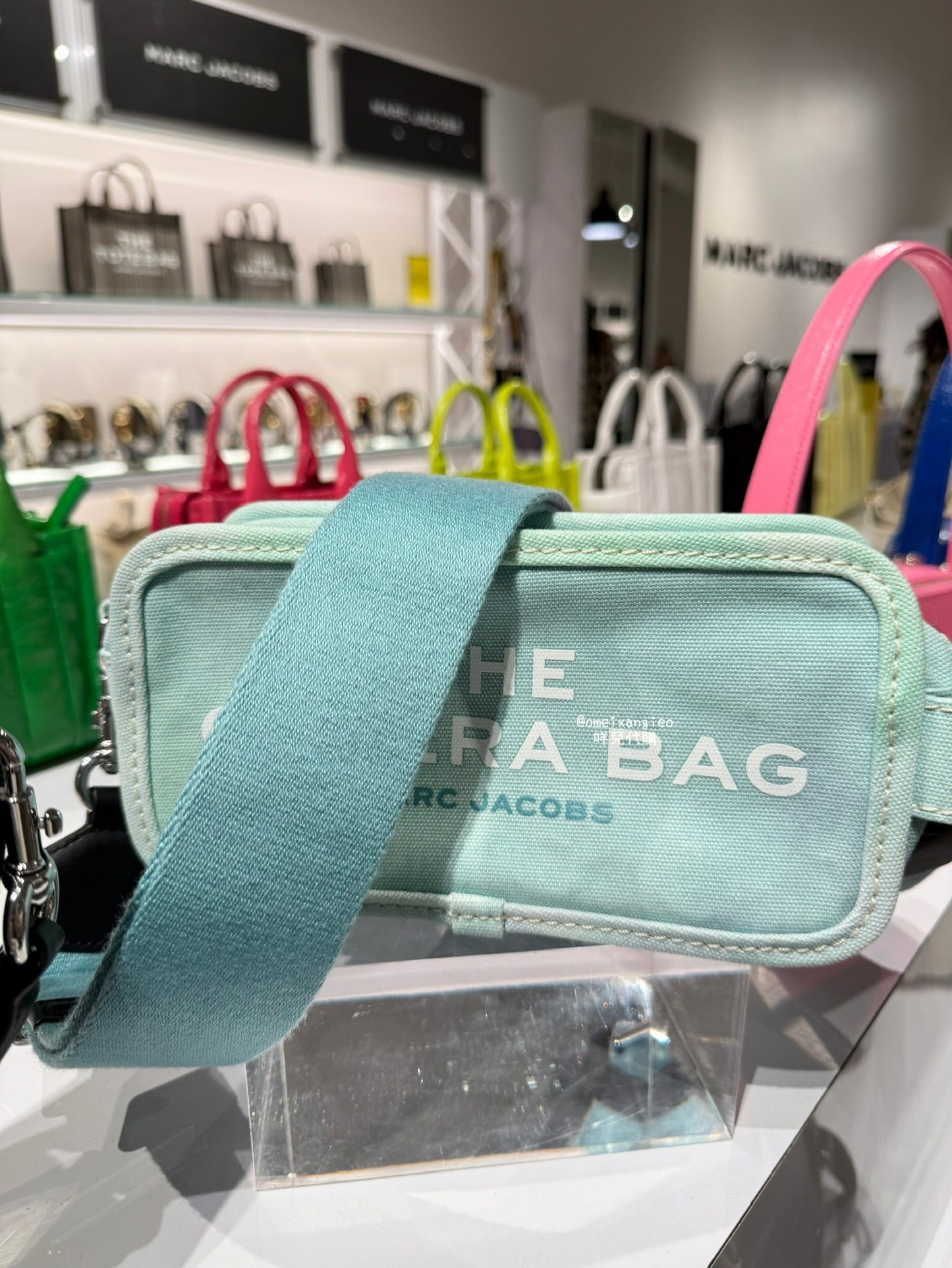 Marc Jacobs 字母 布面相機包