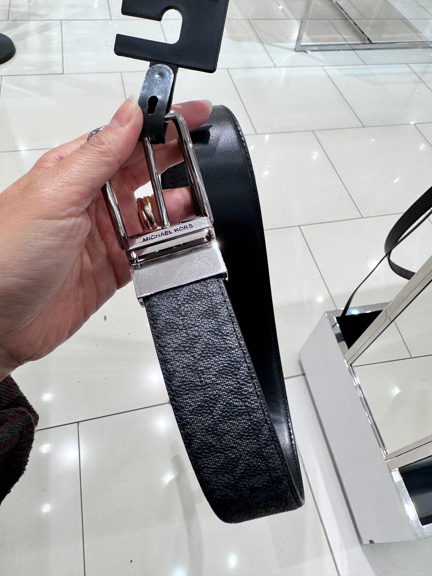 Michael kors 男款皮帶