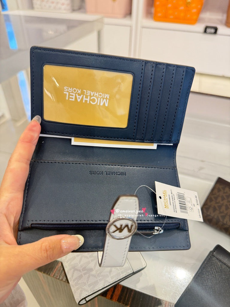 Michael kors MK 扣式 防刮皮革中夾 卡夾