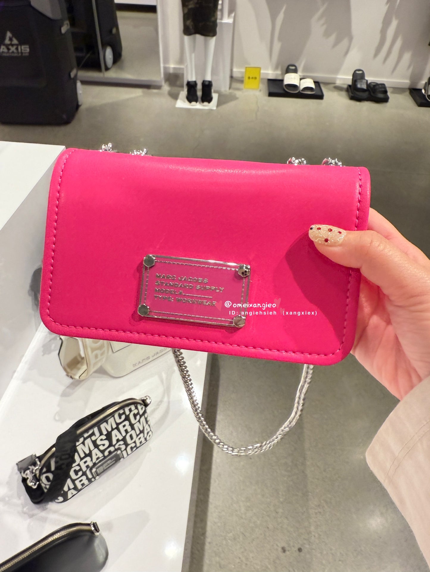 Marc Jacobs 小馬克 迷你方塊字母logo 迷你小廢包