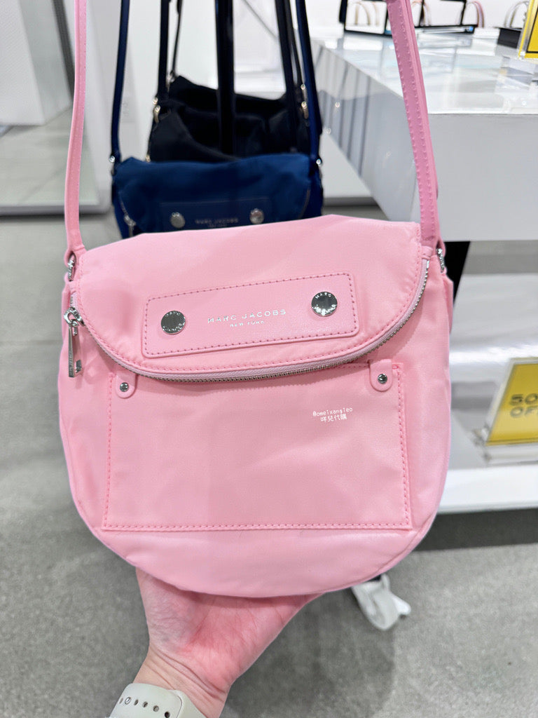 Marc Jacobs 尼龍斜背包 小豬包