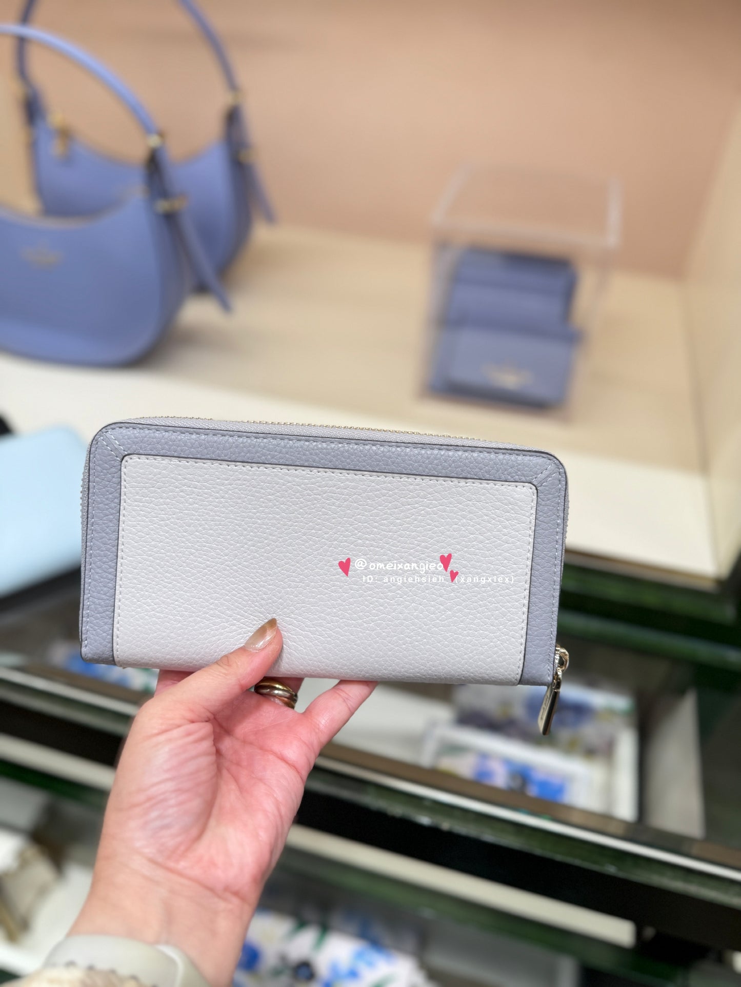 Kate Spade 荔枝皮革拉鏈長夾