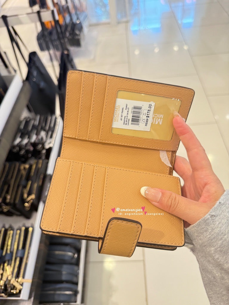 Michael Kors MK 防刮皮革中夾
