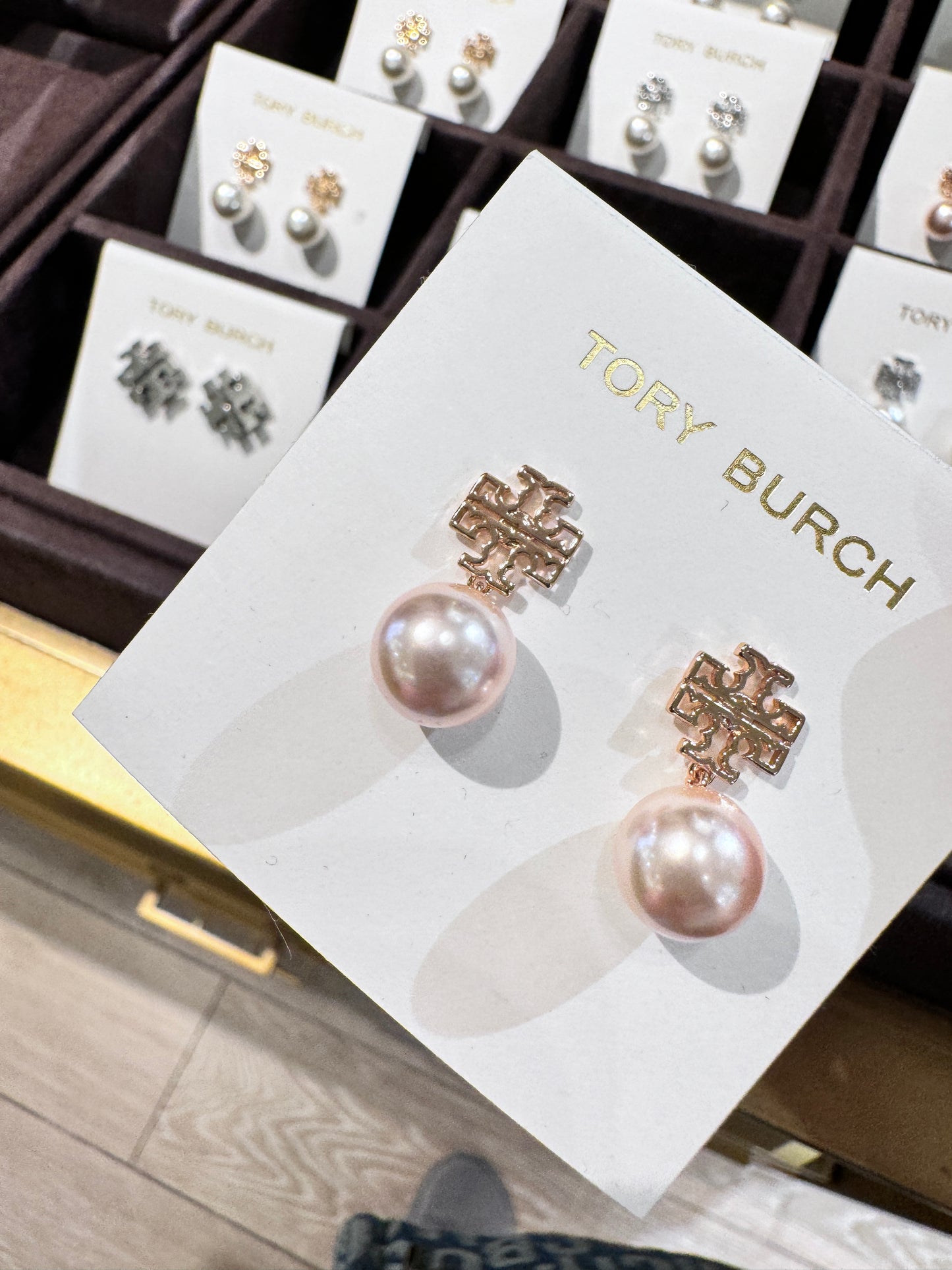 Tory Burch 珍珠耳環