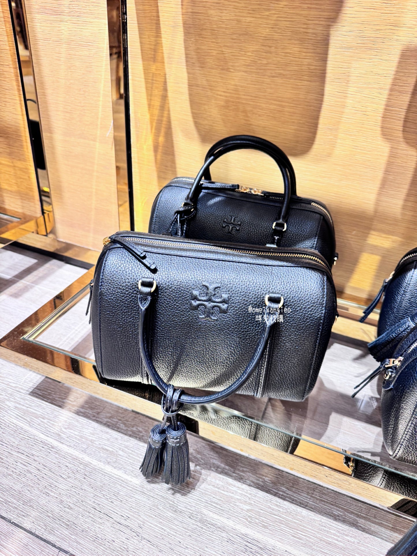 Tory Burch Thea 波士頓包