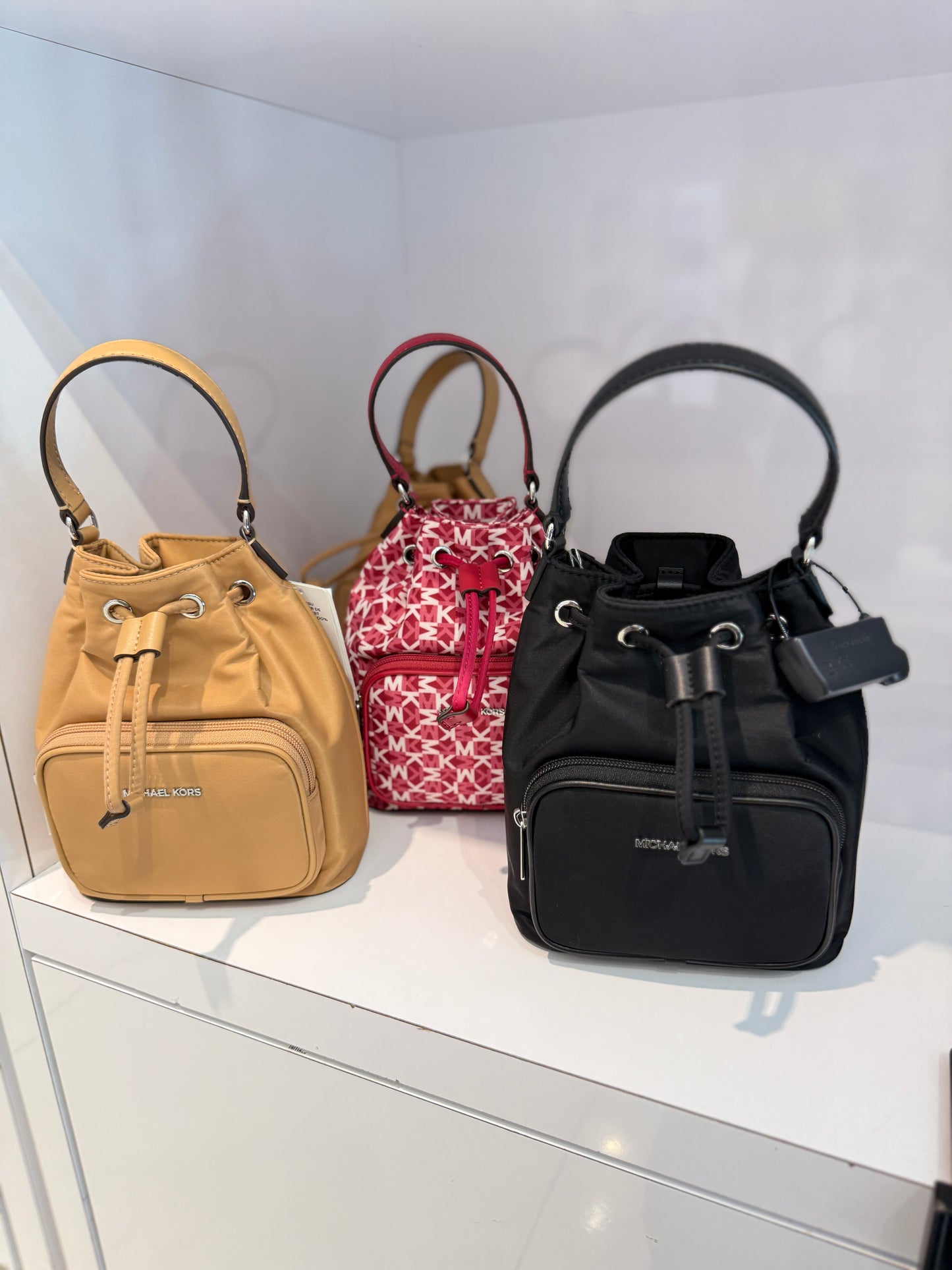 Michael KORS 尼龍水桶包