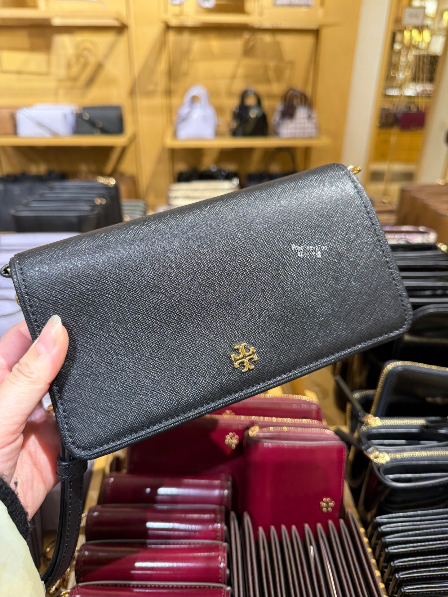 Tory Burch Emerson 防刮皮革 掀蓋斜背包