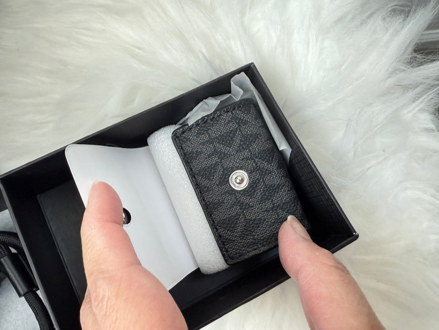 Michael Kors AirPods 耳機收納包禮盒