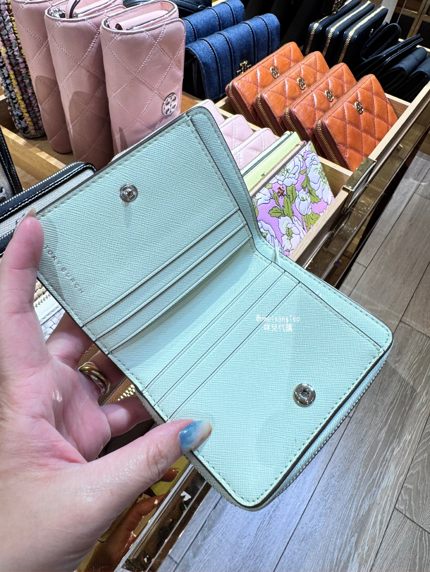 Tory Burch 薄荷綠 防刮小短夾