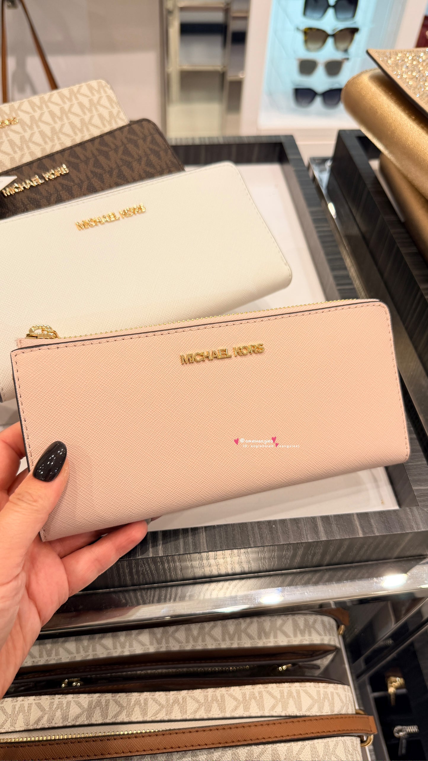 Michael Kors MK 防刮皮革拉鏈長夾