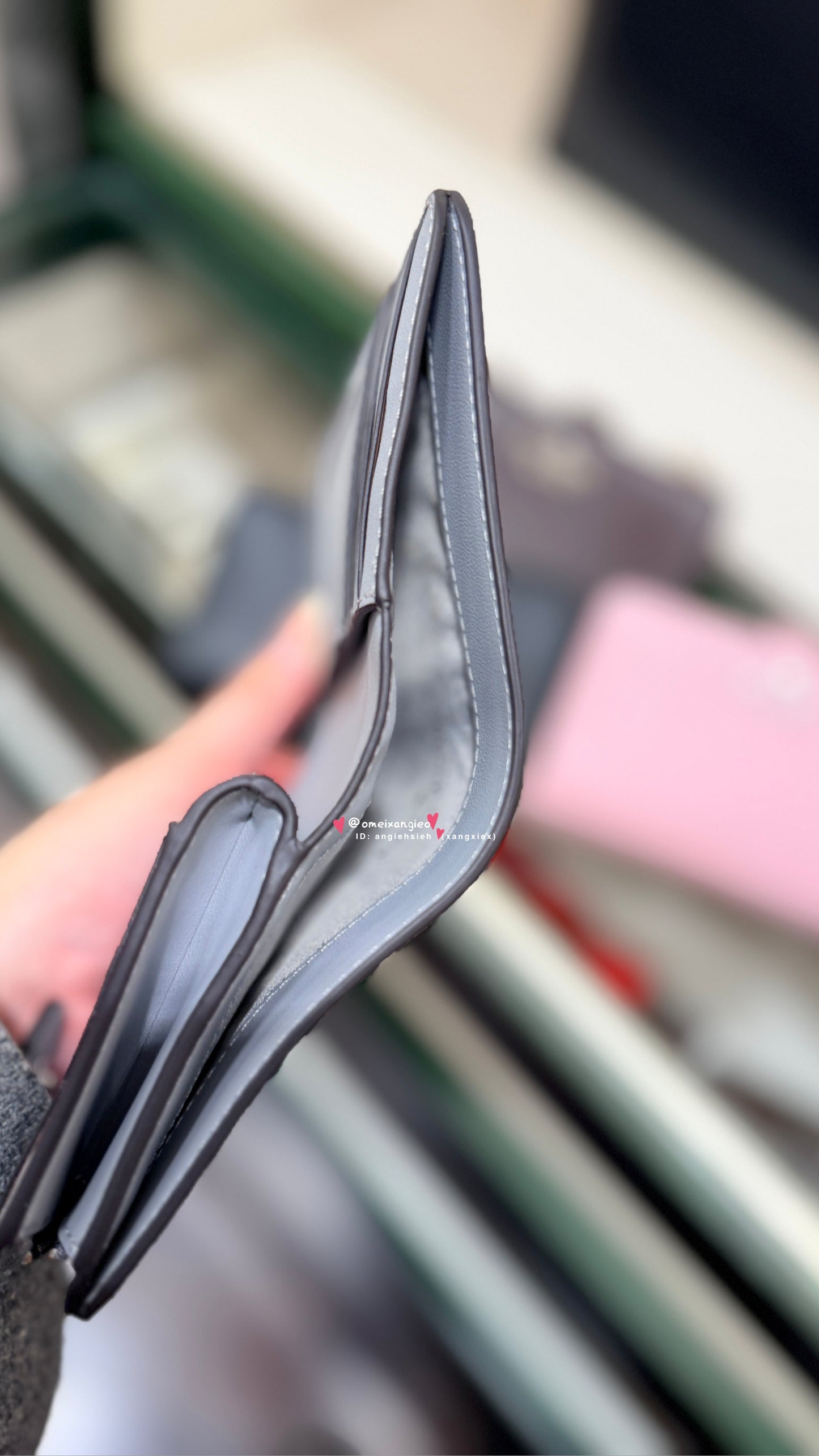 Kate Spade 荔枝皮革中夾