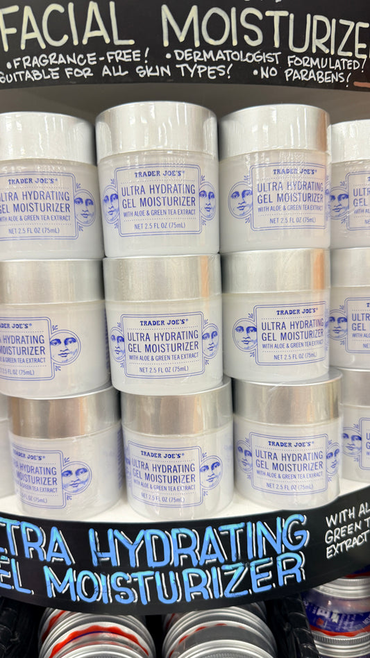 【美國 Trader Joe's】Ultra Hydrating 蘆薈綠茶超保濕凝膠面霜 (75ml) | 平價版 倩碧水磁場・無香精