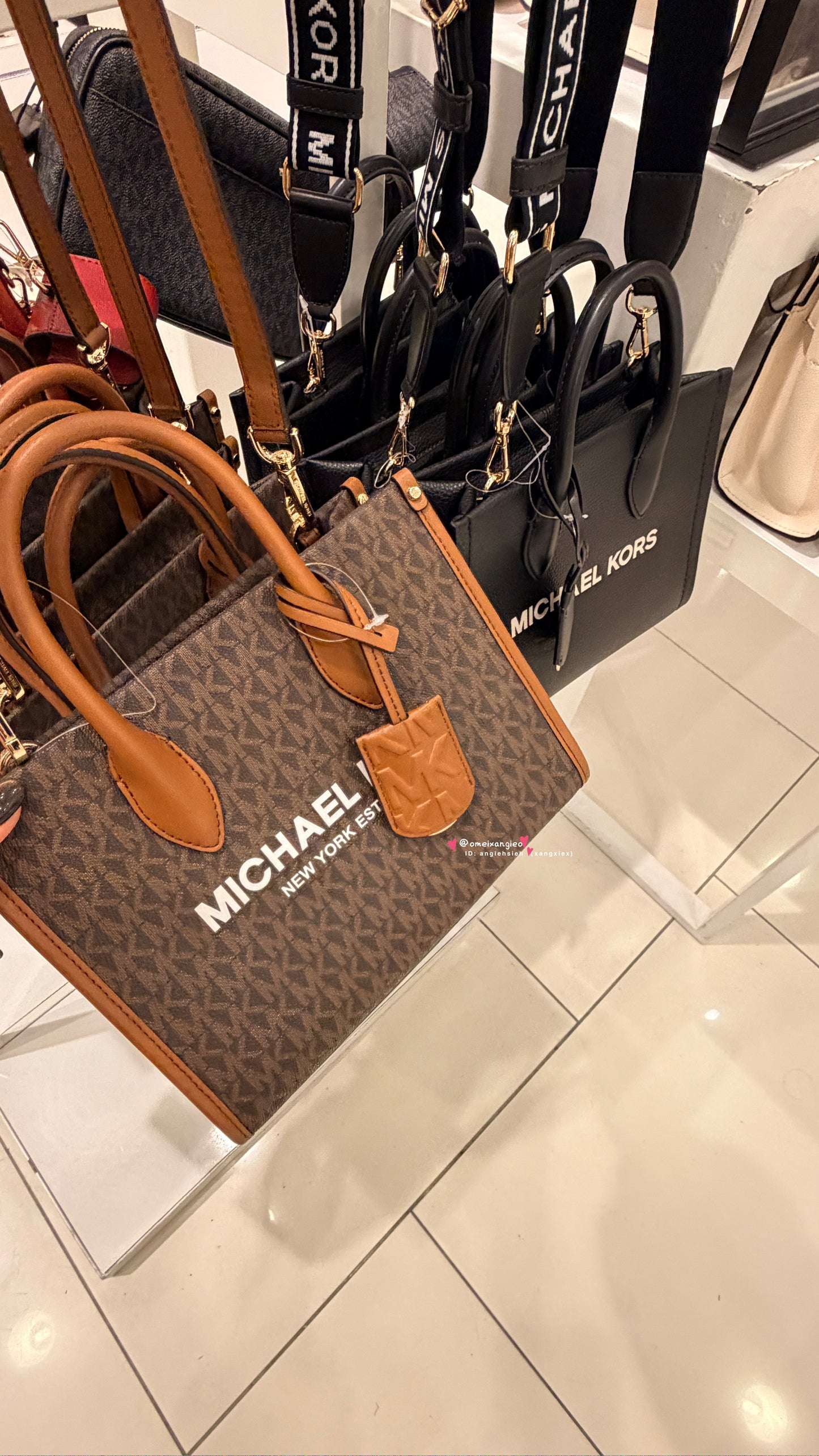 Michael Kors MK 真皮紙袋包