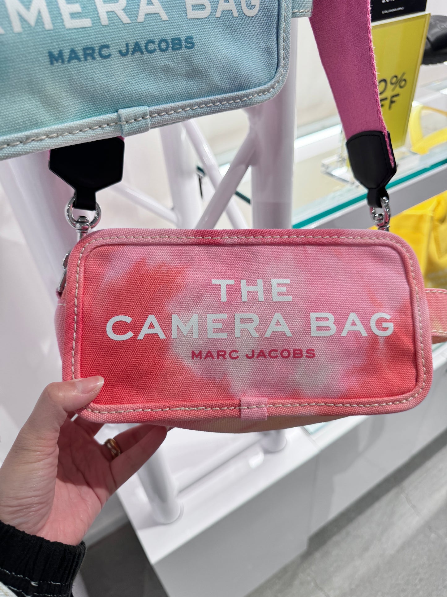 Marc Jacobs 斜背相機包