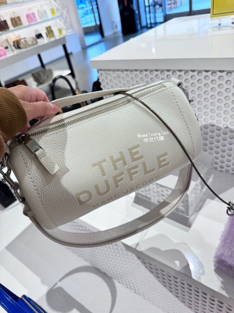 Marc Jacobs 小馬克 THE DUFFLE 圓筒包