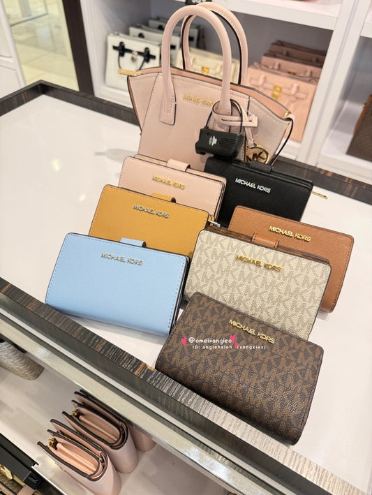 Michael Kors MK 防刮皮革中夾