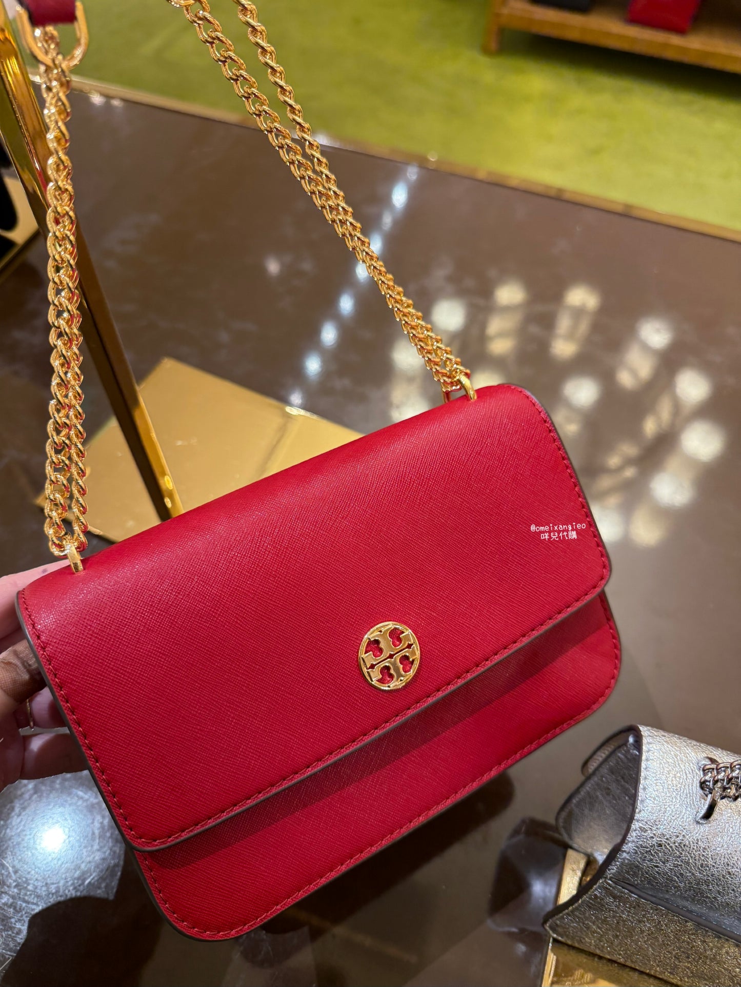 Tory Burch Robinson 斜背包