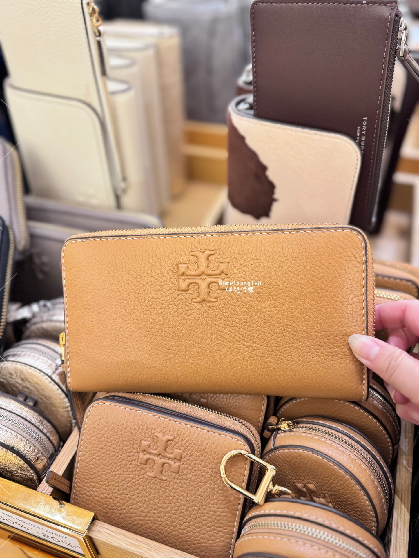 Tory Burch Thea 拉鍊長夾