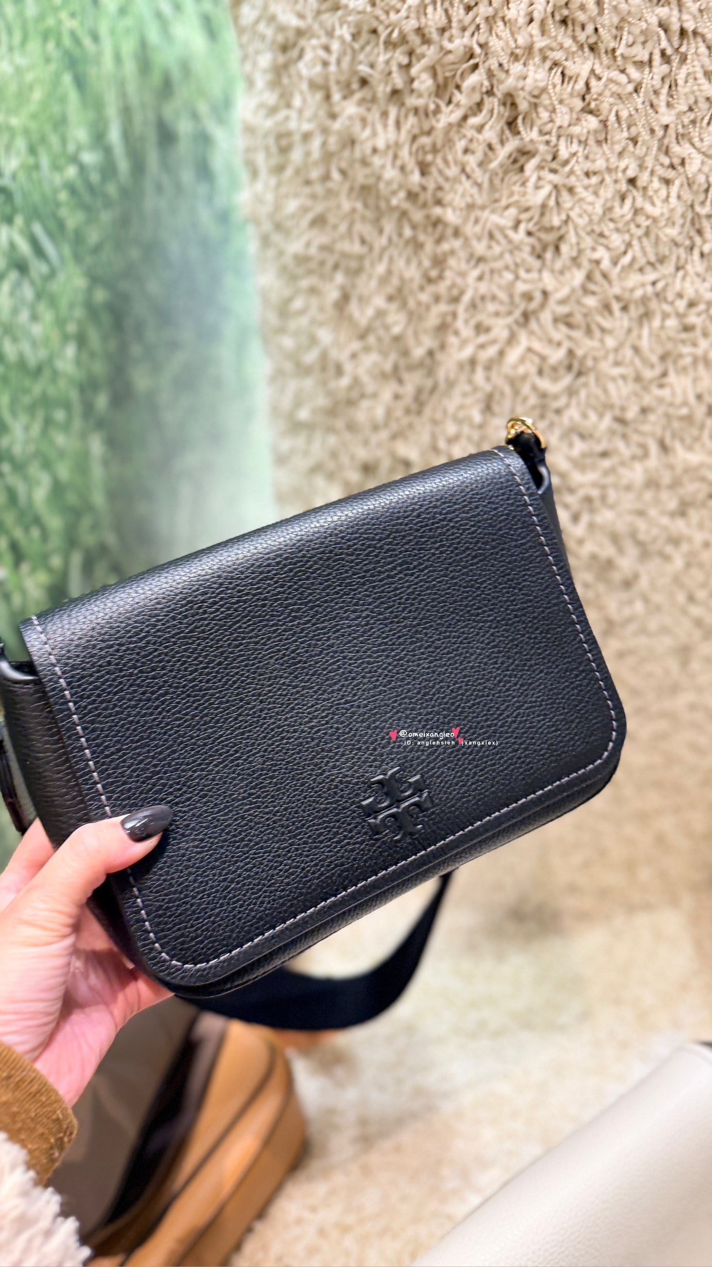 Tory Burch Thea 掀蓋郵差包 斜背包
