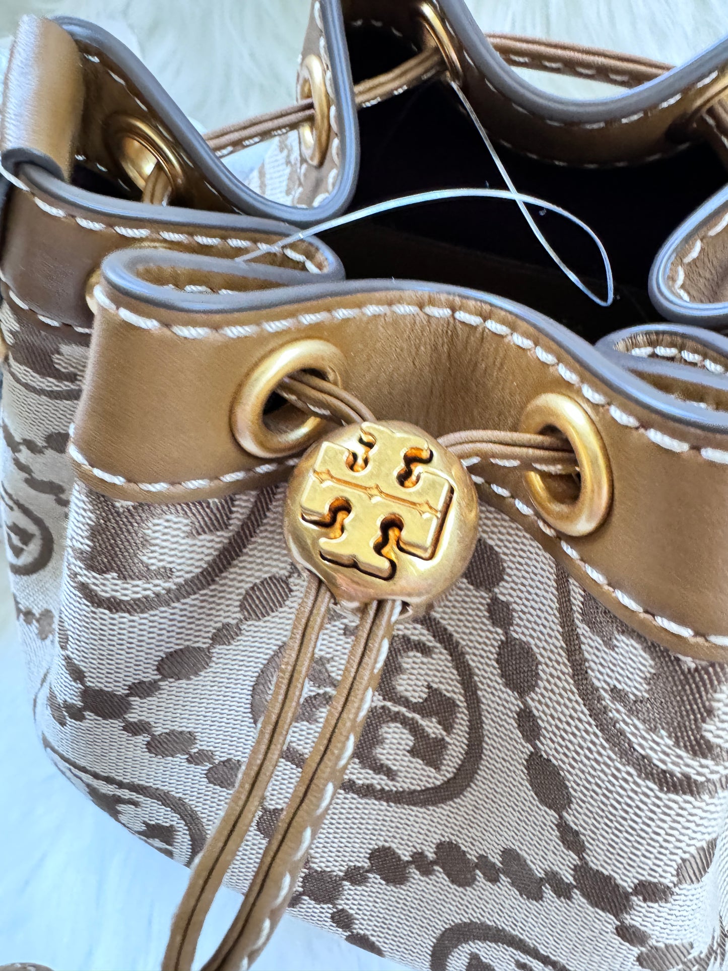 Tory Burch 焦糖色 老花 小款水桶包