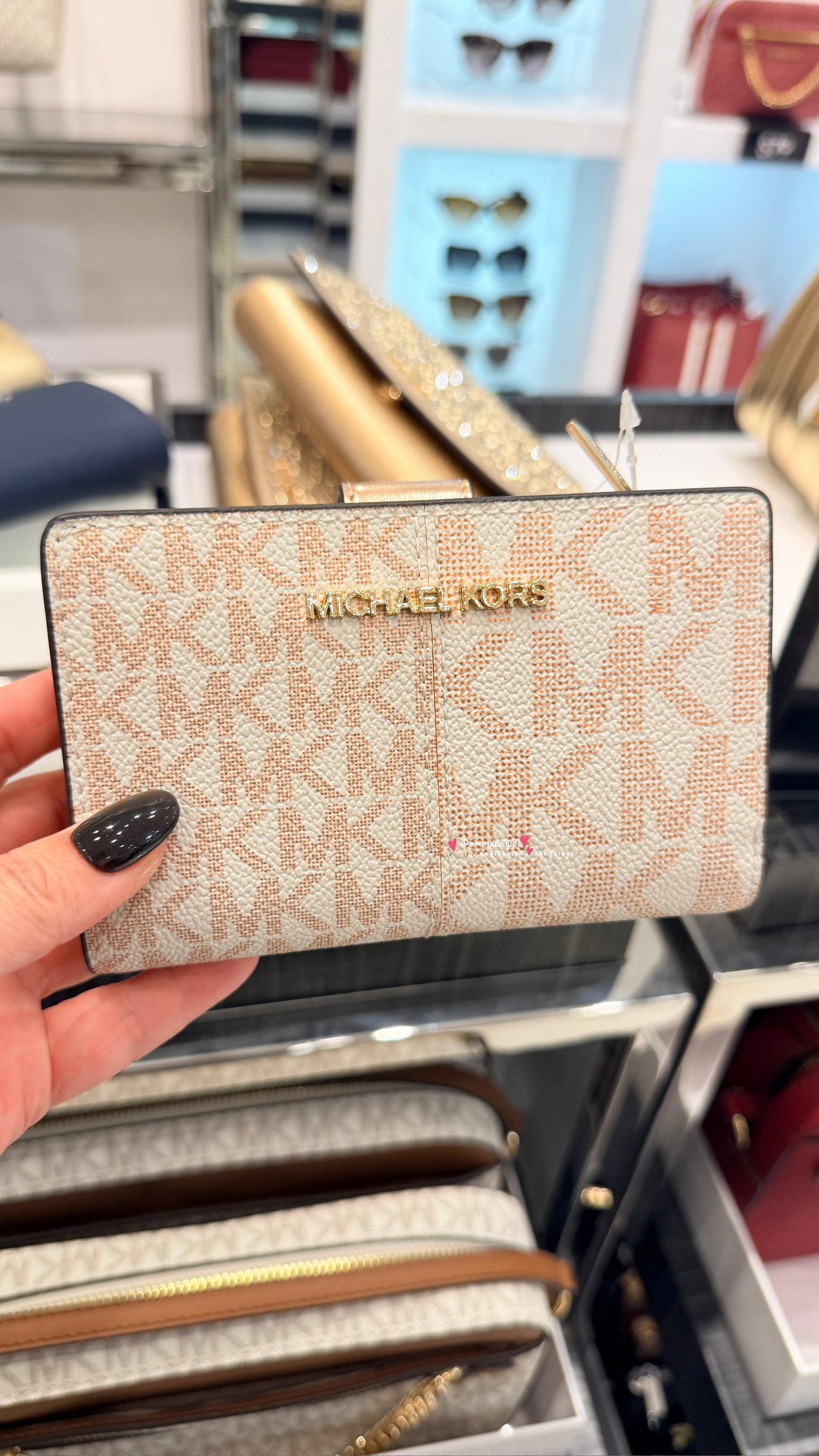 Michael Kors MK 防刮皮革中夾