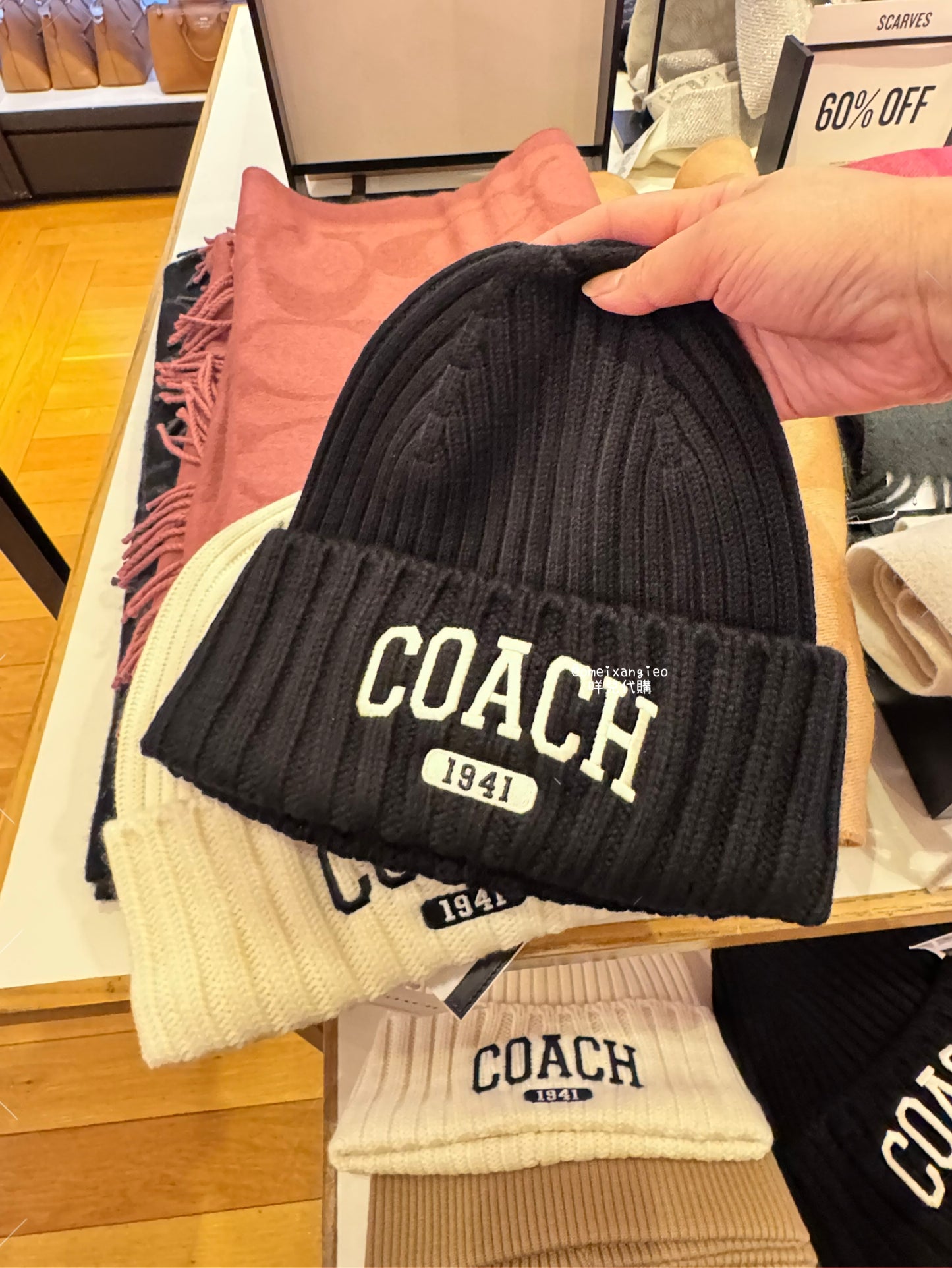 Coach 刺繡字母針織帽