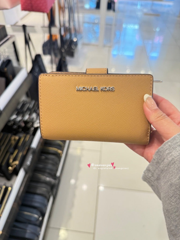 Michael Kors MK 防刮皮革中夾