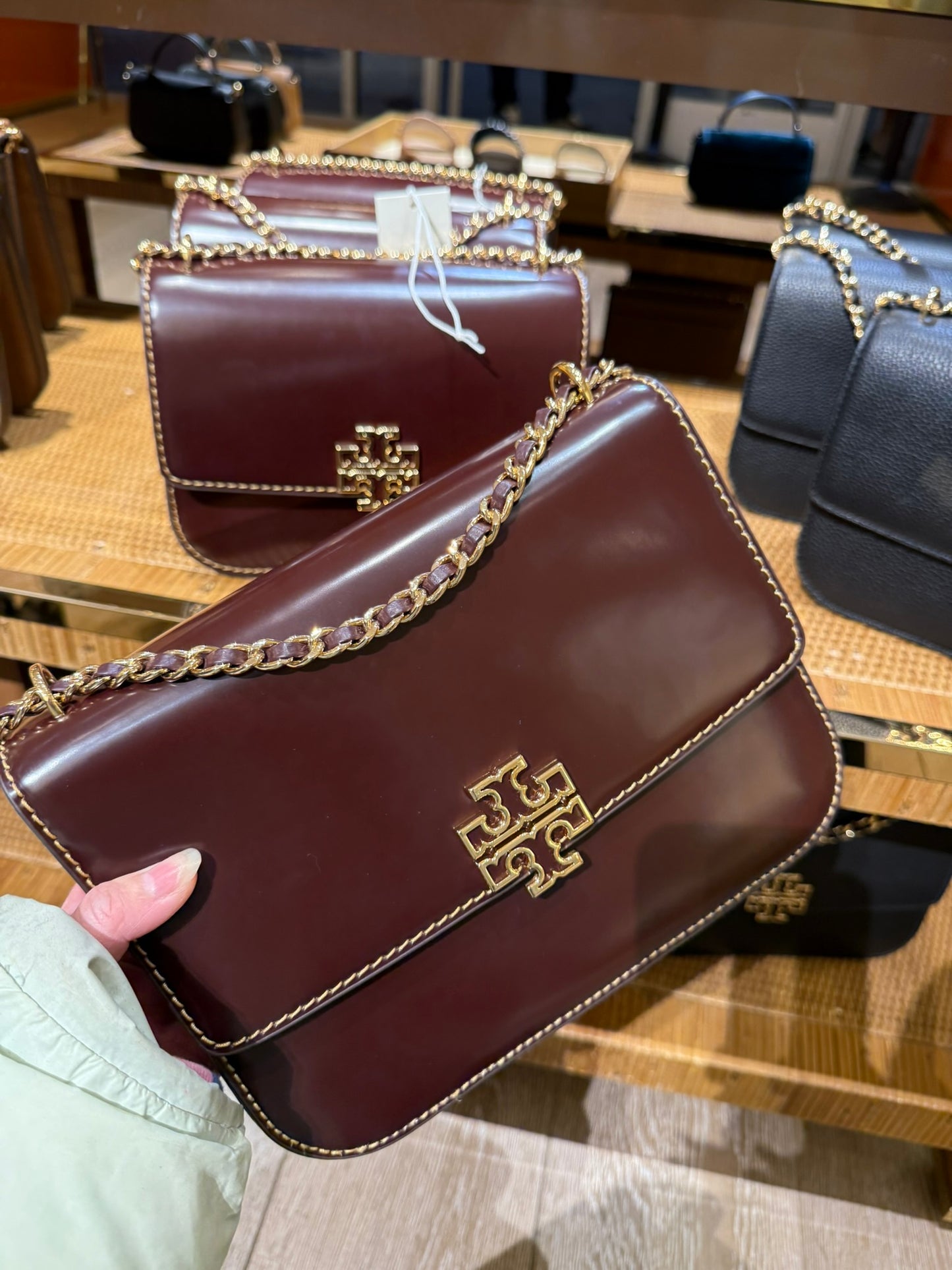 Tory Burch Britten 方盒子 斜背包