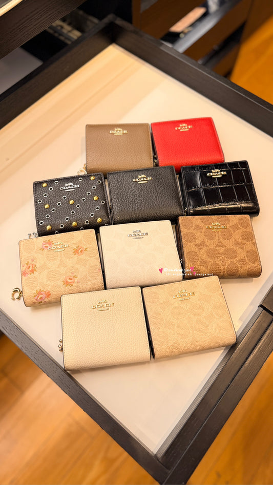 Coach 經典款小短夾