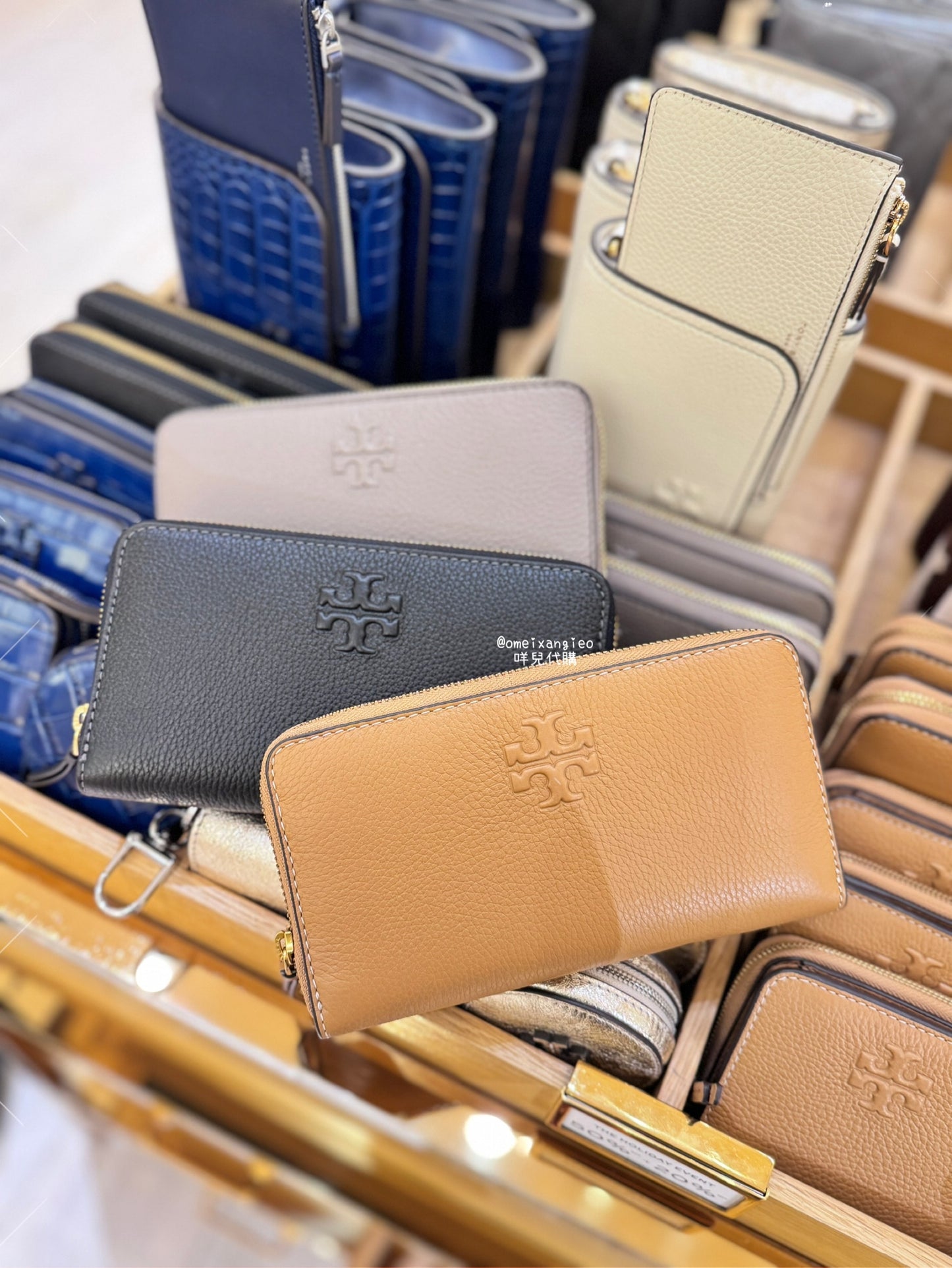 Tory Burch Thea 拉鍊長夾