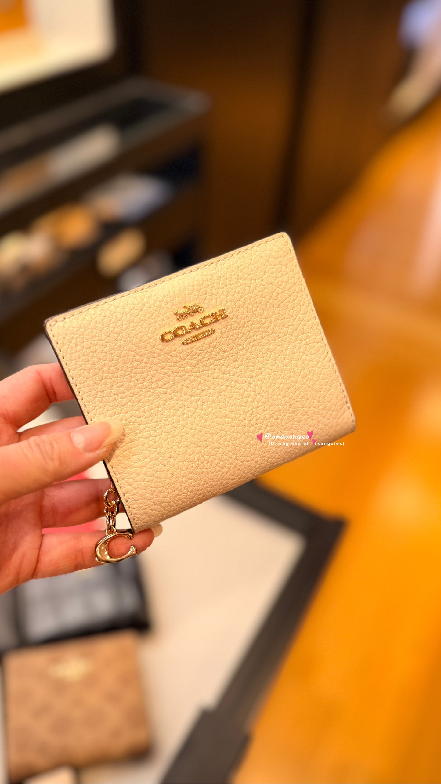 Coach 經典款小短夾