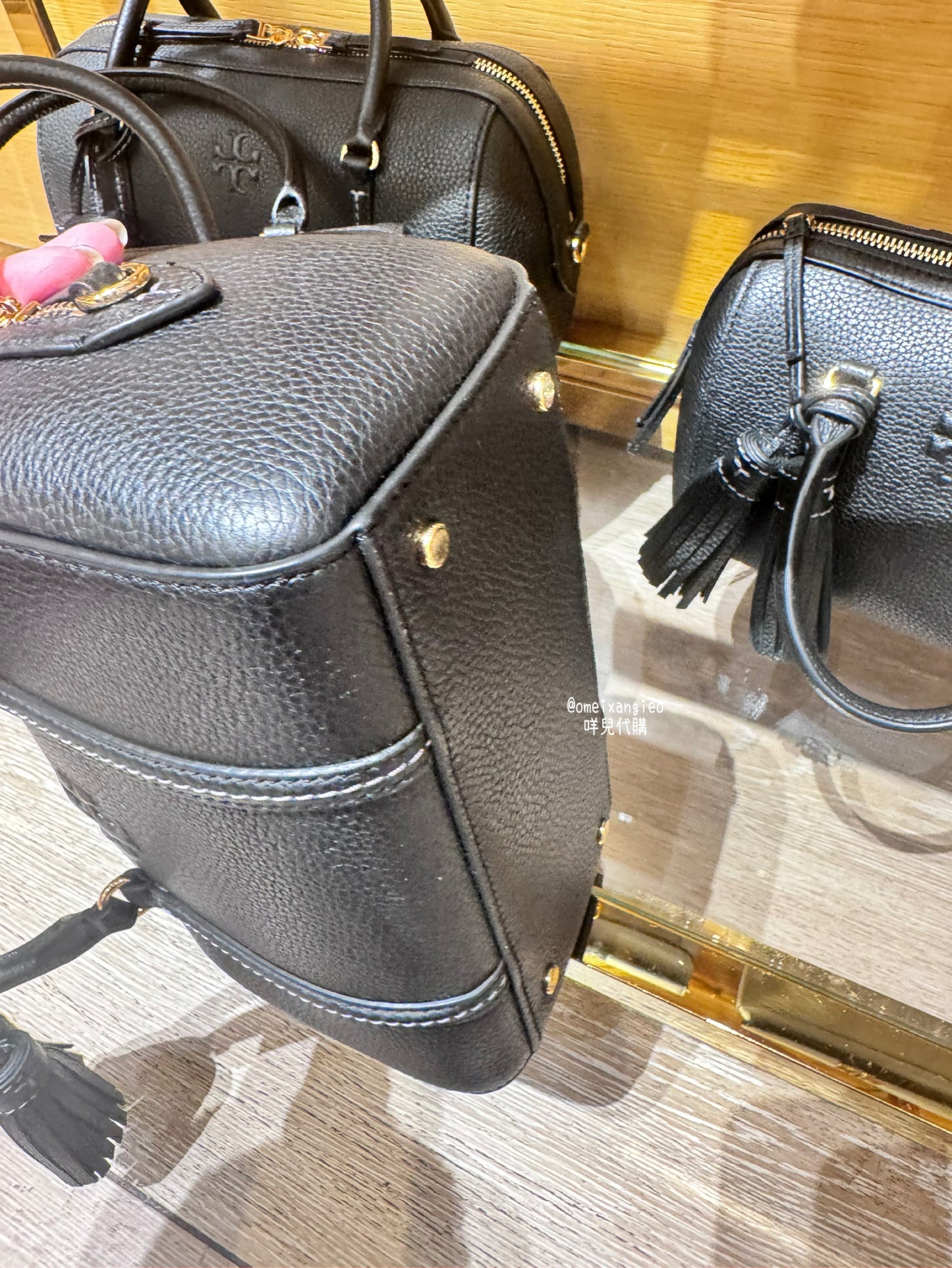 Tory Burch Thea 波士頓包