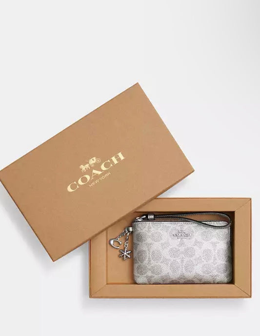 Coach 聖誕節限定 銀色單層小手拿包禮盒組