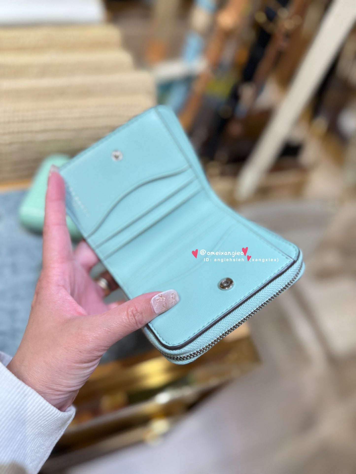 Tory Burch Thea 鱷魚紋小短夾