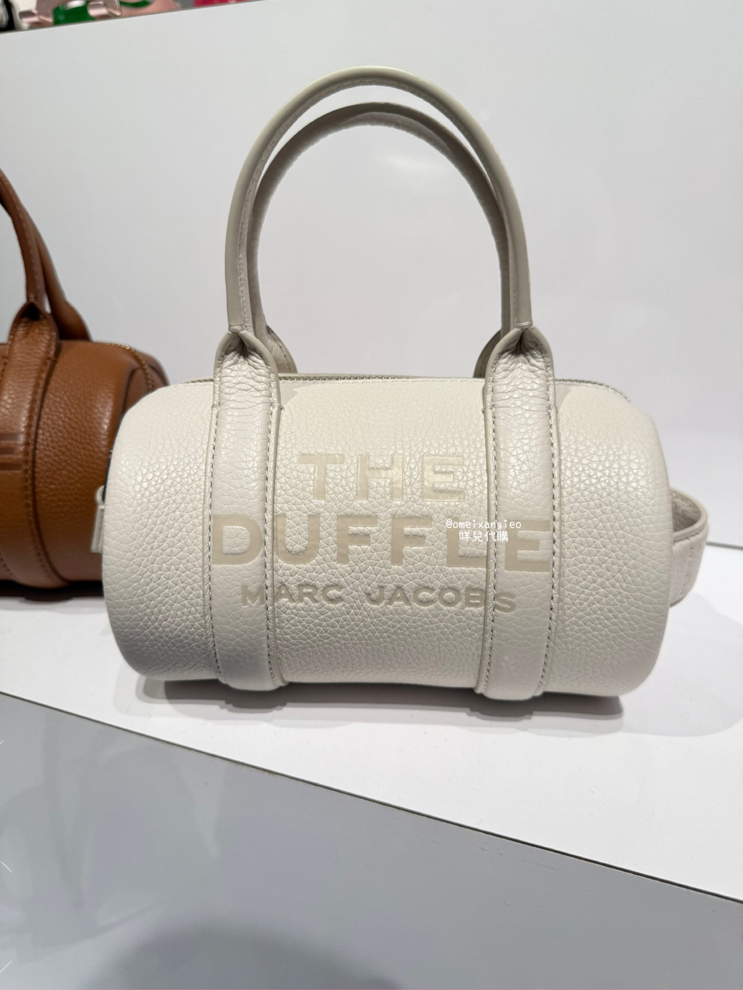 Marc Jacobs 小馬克 THE DUFFLE 圓筒包