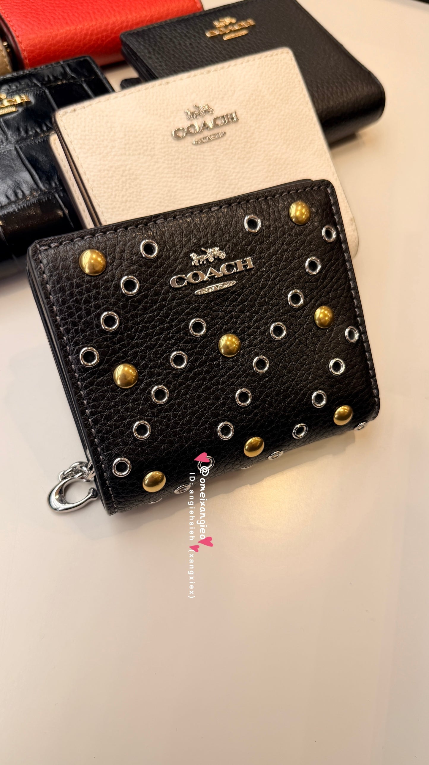 Coach 經典款小短夾