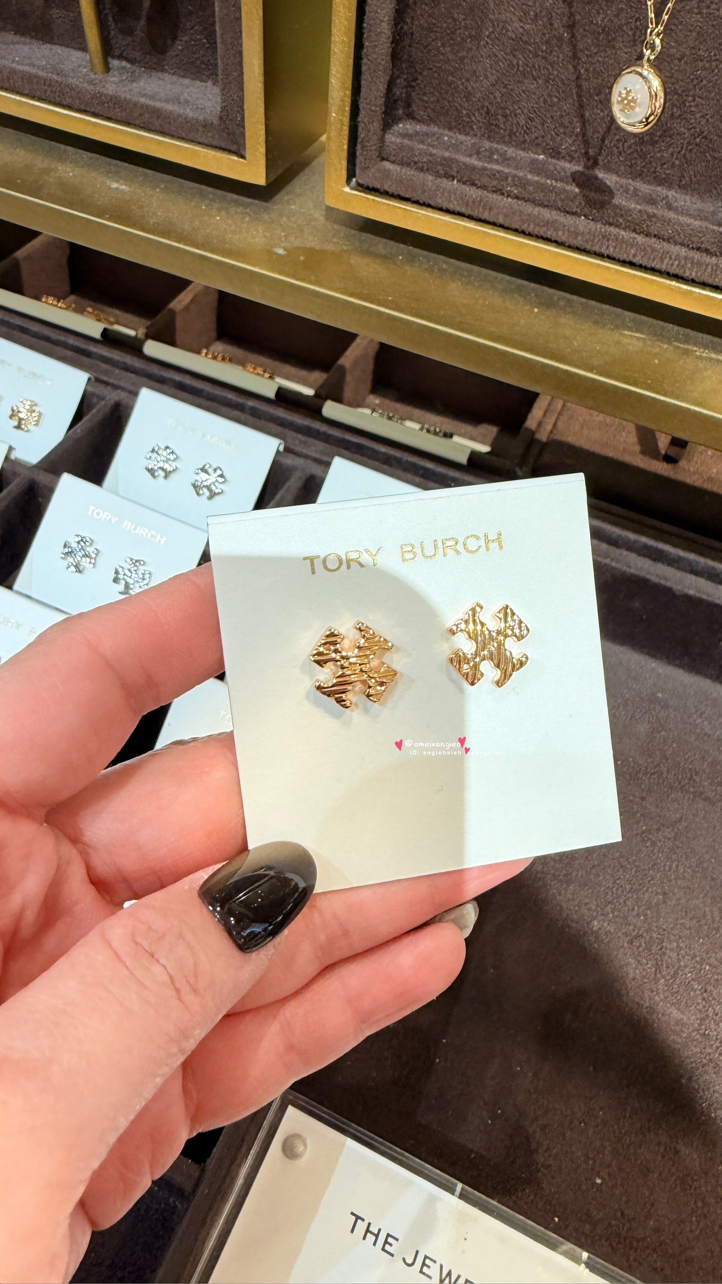 Tory Burch T字耳環