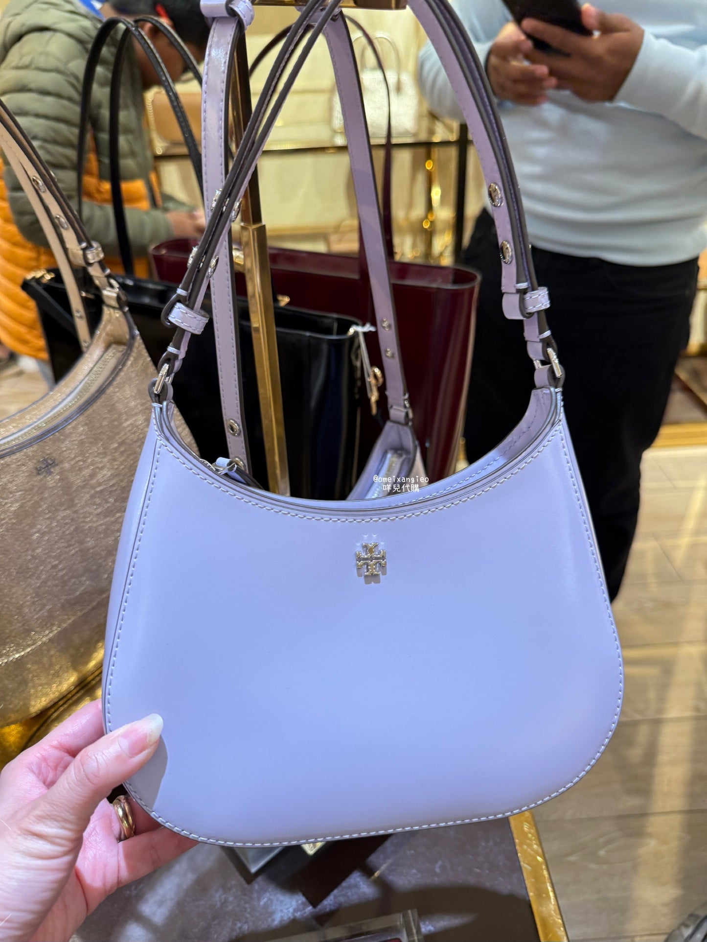 Tory Burch Emerson 月牙包 腋下包