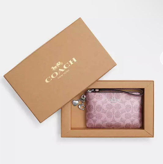 Coach 聖誕節限定 粉色單層小手拿包禮盒