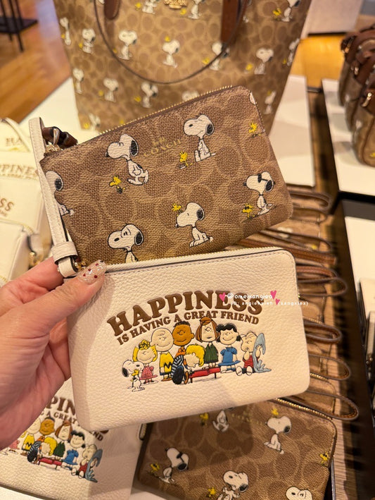 COACH X SNOOPY 小款手拿包